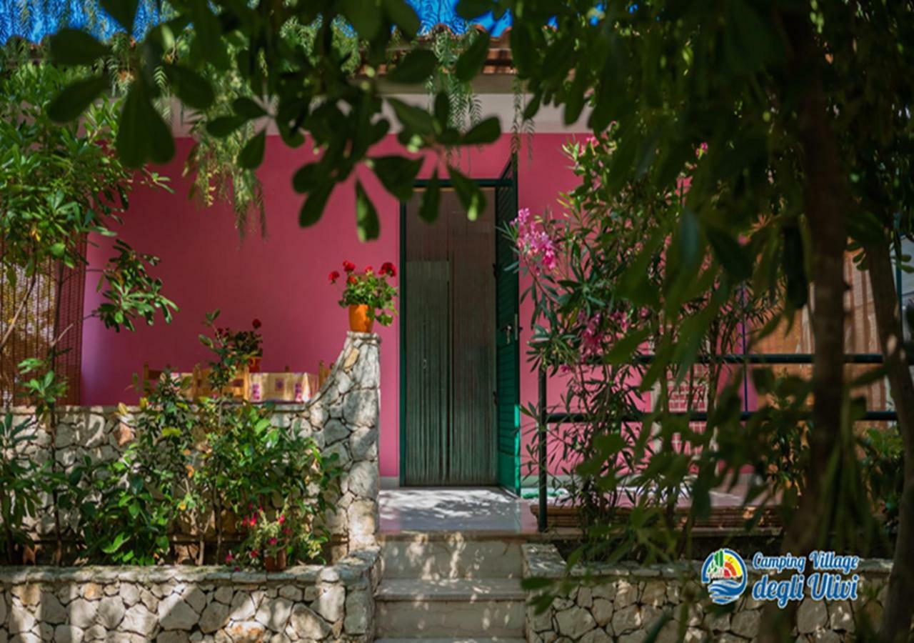 Camping Village Degli Ulivi Mattinata Exterior foto